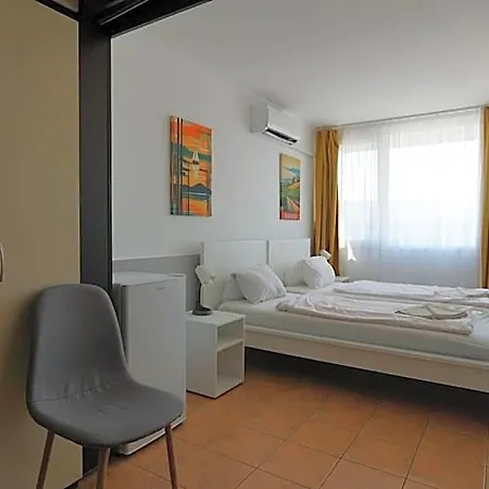 Hotel Plazs